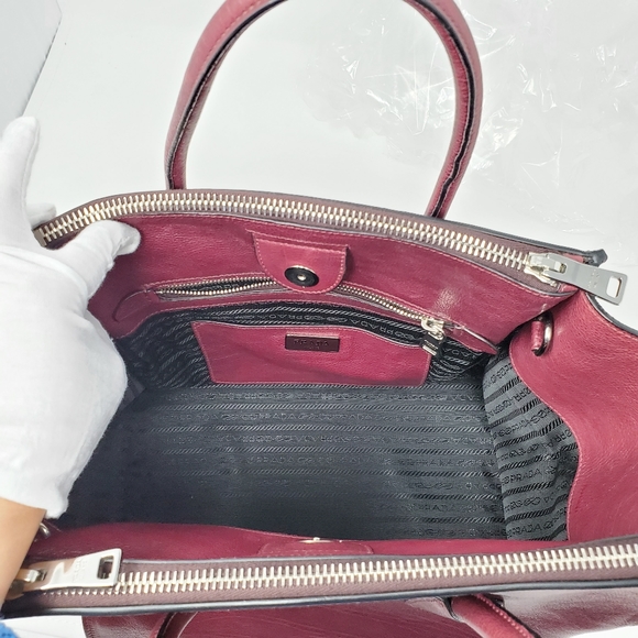 100% Auth Prada Leather Satchel Bag - Picture 12 of 14